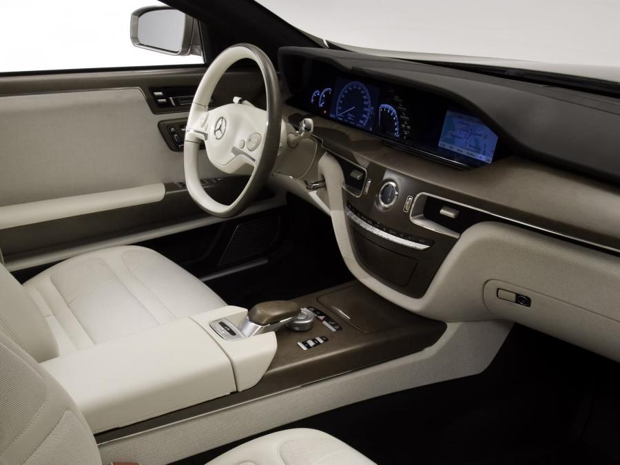  Mercedes-Benz Ocean Drive Concept 2007 года  (фото 6 из 44)